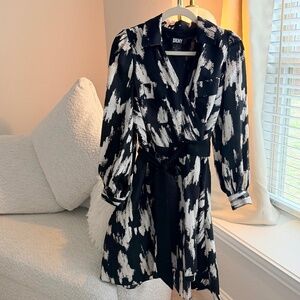 DKNY Wrap Dress Black & White Abstract Print Long Sleeve Belt Size L